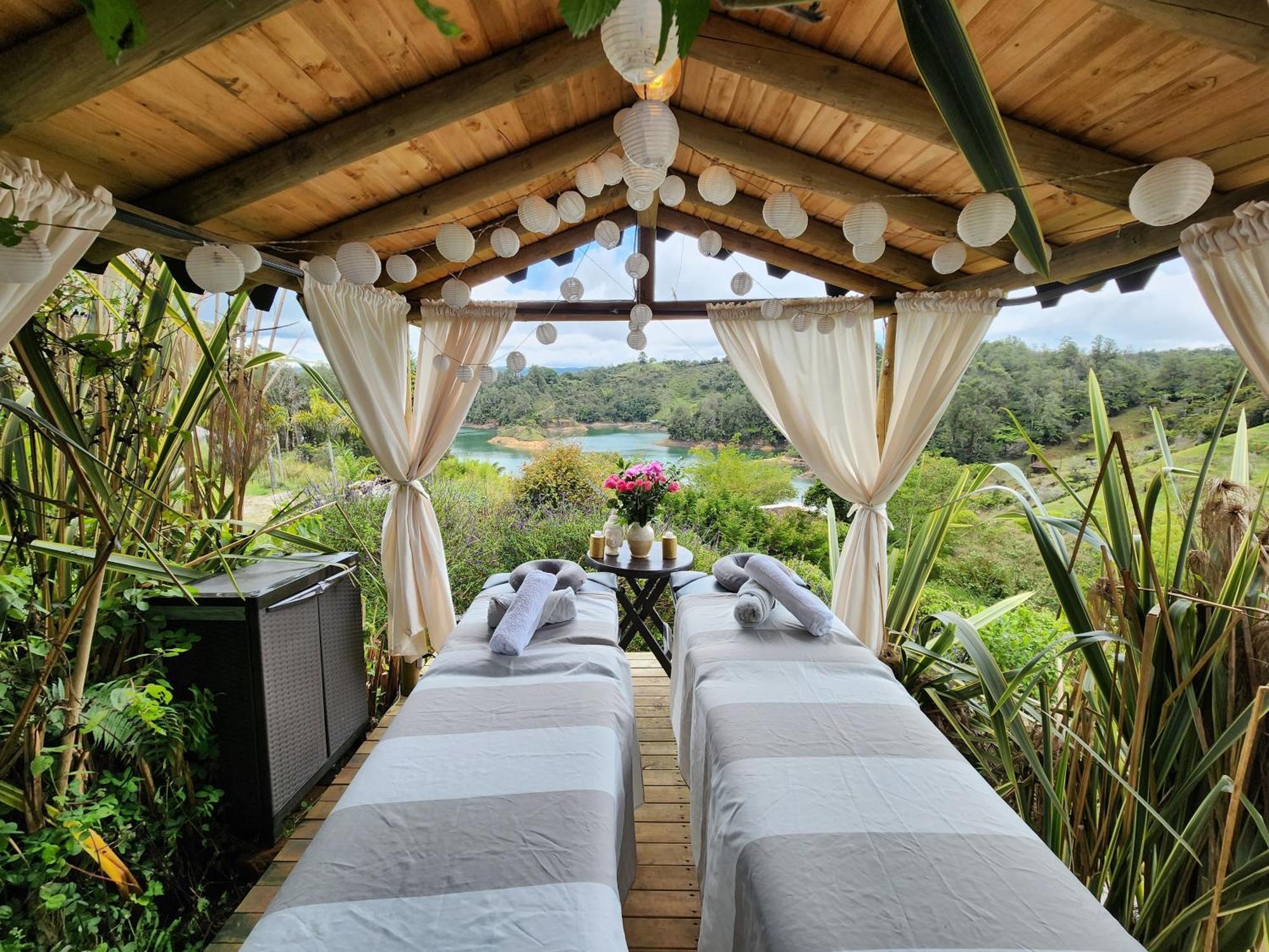 Levit Glamping - Hotel Guatape Penol (Adults Only) Exterior photo